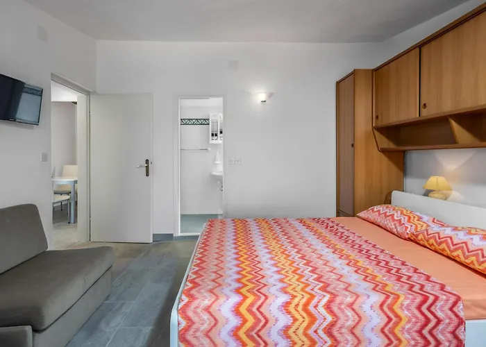 Lovely In Barbat With Wifi Apartament