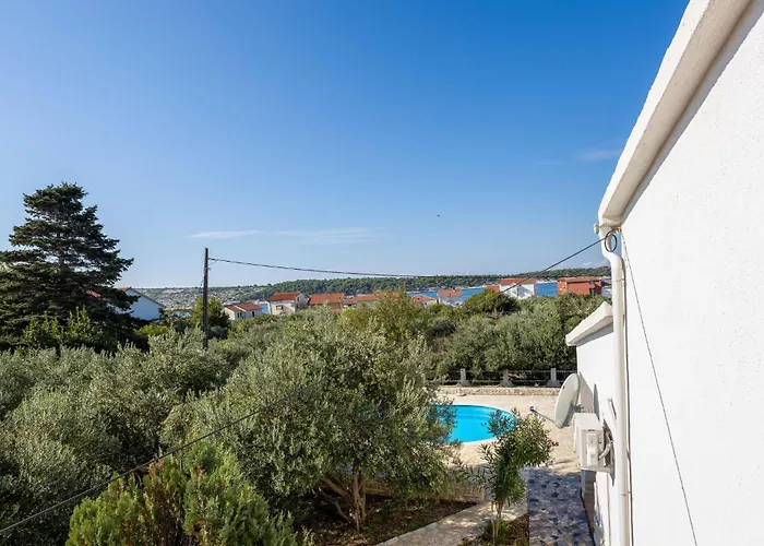 Apartament Lovely In Barbat With Wifi