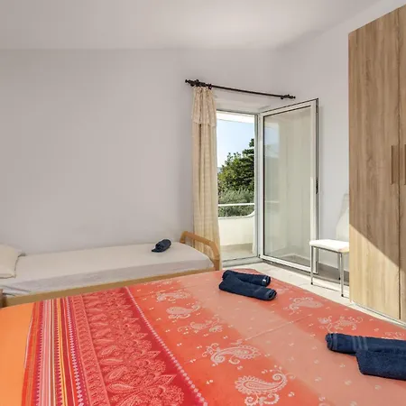 شقة Lovely Apartment In Barbat With Swimming Pool